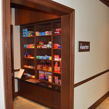 Staybridge Suites Milwaukee West-Oconomowoc By Ihg Exteriör bild