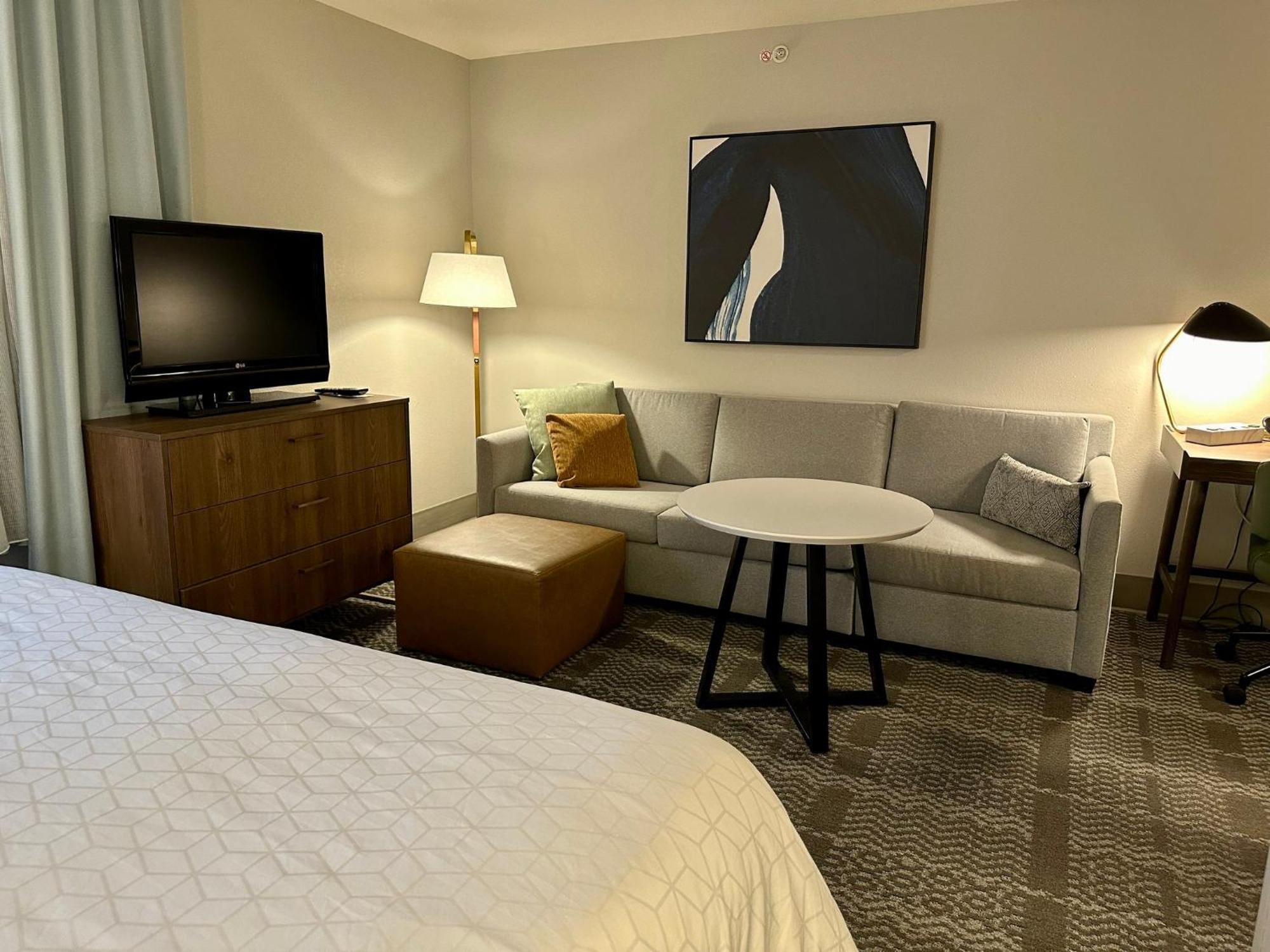 Staybridge Suites Milwaukee West-Oconomowoc By Ihg Exteriör bild
